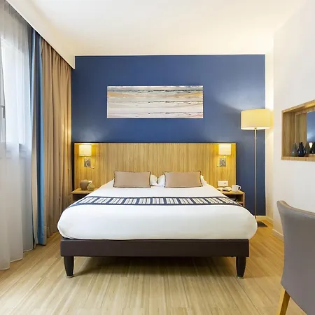 Lepoussin Hotel 4*