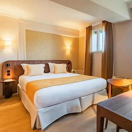 Lepoussin Hotel 4*