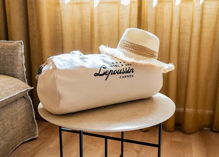 Отель Lepoussin Канны