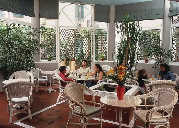 Lepoussin 4* Канны