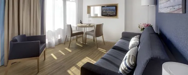 Lepoussin Szálloda 4*